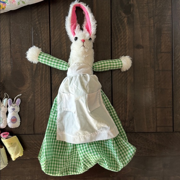 Spring/Easter decorations. - Picture 6 of 11